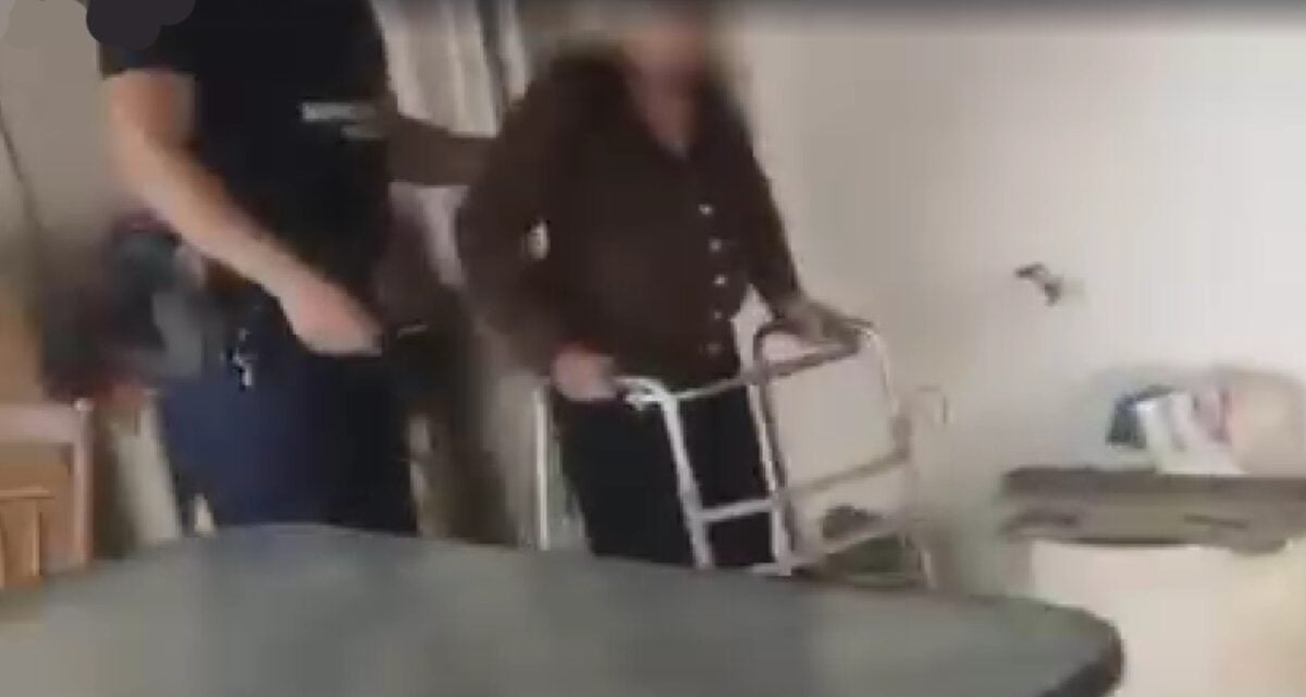 Φωτιά στον Κουβαρά: Βίντεο της αστυνομίας από εκκενώσεις κατοικιών