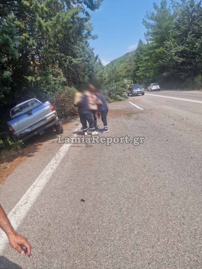 Τροχαίο στον δρόμο προς Μπράλο: Αγροτικό βγήκε από την πορεία του και κατέβασε δύο δέντρα 9 Τροχαίο στον Μπράλο
