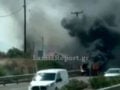 Βίντεο: Αυτοκίνητο που μετέφερε οικογένεια λαμπάδιασε στην εθνική οδό Αθηνών – Λαμίας