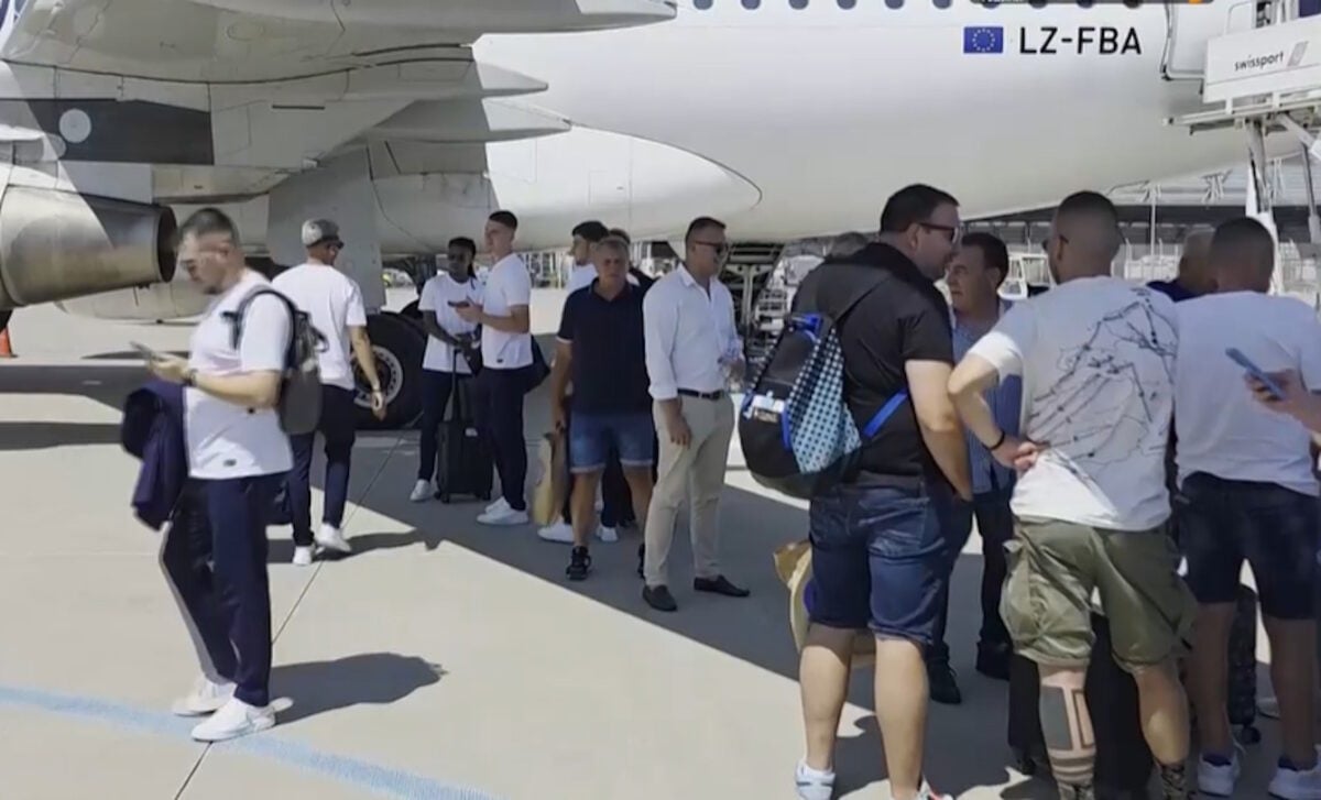 Βουλγαρικά ΜΜΕ ενόψει του ΑΕΚ – Λέφσκι Σόφιας: Ελληνικό τρικ, άφησαν την ομάδα να περιμένει στη ζέστη