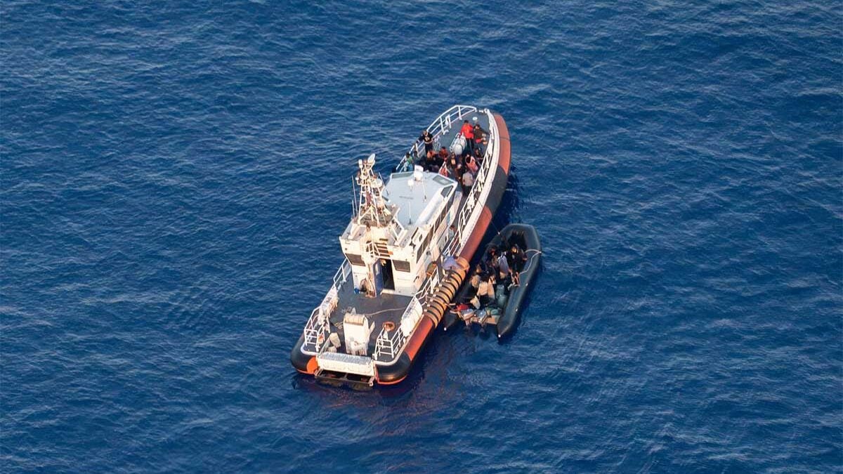 Λιβύη: Έντεκα σοροί μεταναστών εντοπίστηκαν στη Μεσόγειο σε κατάσταση προχωρημένης αποσύνθεσης 1 Λιβύη: Έντεκα σοροί μεταναστών εντοπίστηκαν στη Μεσόγειο σε κατάσταση προχωρημένης αποσύνθεσης