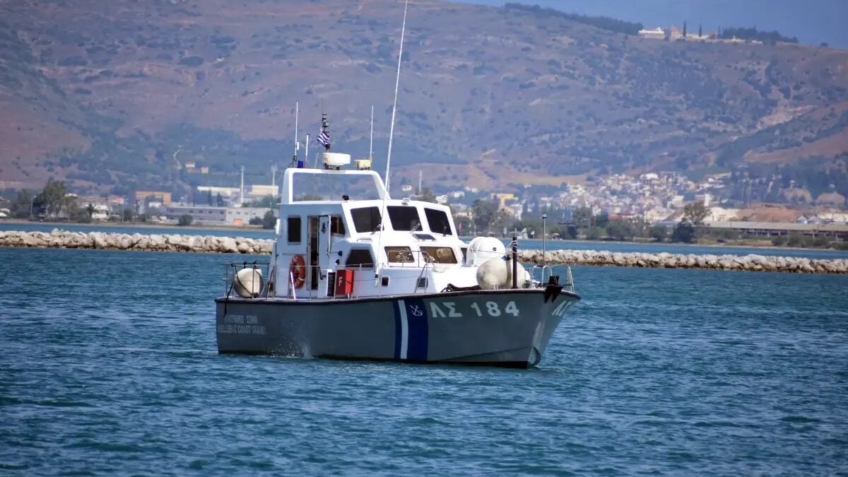Σύμη: Αγώνας δρόμου για να βρεθούν οι 5 αγνοούμενοι του ιστιοπλοϊκού που έπλεε ακυβέρνητο – Εντείνονται οι έρευνες 1 Σύμη: Αγώνας δρόμου για να βρεθούν οι 5 αγνοούμενοι του ιστιοπλοϊκού που έπλεε ακυβέρνητο – Εντείνονται οι έρευνες
