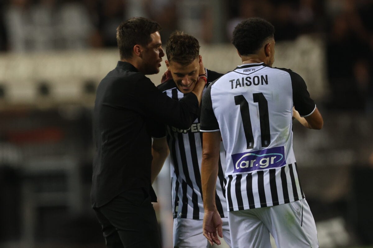 Η Super League στη «σέντρα»: πρωταθλήτρια ΑΕΚ, Ολυμπιακός που θέλει να αντιδράσει και τα δύο μεγάλα ερωτηματικά 15 Η Super League στη «σέντρα»: πρωταθλήτρια ΑΕΚ, Ολυμπιακός που θέλει να αντιδράσει και τα δύο μεγάλα ερωτηματικά