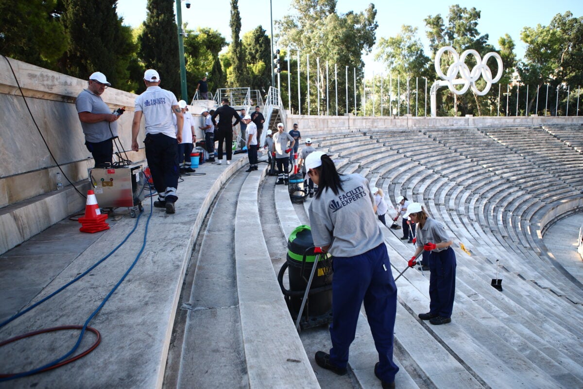 Παναθηναϊκό Στάδιο: Άρχισαν οι εργασίες καθαρισμού των μαρμάρων 10 Παναθηναϊκό Στάδιο: Άρχισαν οι εργασίες καθαρισμού των μαρμάρων