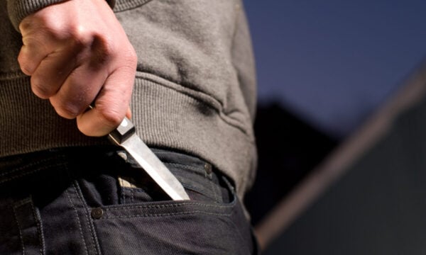 Αιματηρό επεισόδιο στην Πτολεμαΐδα: 35χρονος επιτέθηκε με μαχαίρι σε 37χρονο μετά από τσακωμό