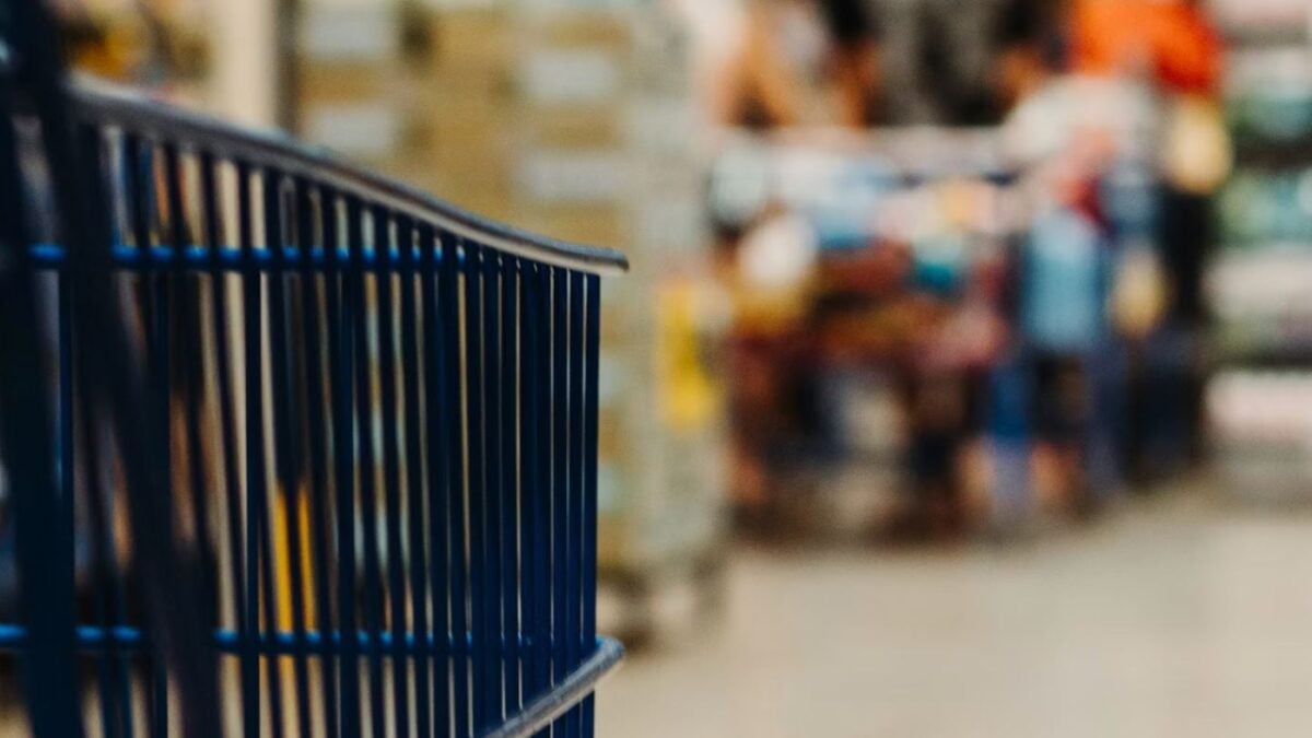 Μειώσεις μόνο στα επώνυμα προϊόντα – Πάνω από 40 εταιρείες με 500 προϊόντα στη συμφωνία για μείωση των τιμών 1 Μειώσεις μόνο στα επώνυμα προϊόντα – Πάνω από 40 εταιρείες με 500 προϊόντα στη συμφωνία για μείωση των τιμών