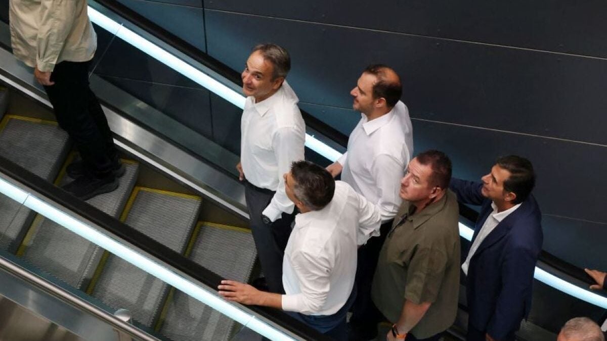 Με το Μετρό Καλαμαριάς έφτασε στα εγκαίνια ο Κυριάκος Μητσοτάκης – Πρώτος επιβάτης σήμερα – ΒΙΝΤΕΟ – ΦΩΤΟ 5 Με το Μετρό Καλαμαριάς έφτασε στα εγκαίνια ο Κυριάκος Μητσοτάκης – Πρώτος επιβάτης σήμερα – ΒΙΝΤΕΟ – ΦΩΤΟ
