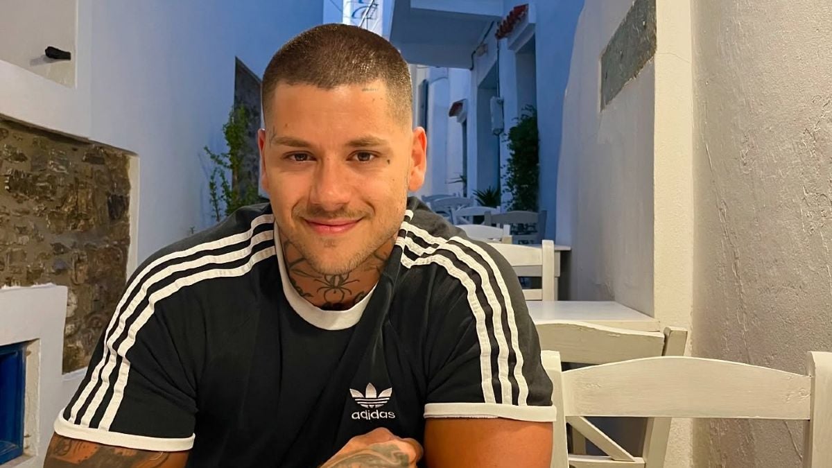 Mike: Σε αναπηρικό αμαξίδιο μετά το τροχαίο που υπέστη – Το χειρουργείο στο πόδι και το μήνυμά του
