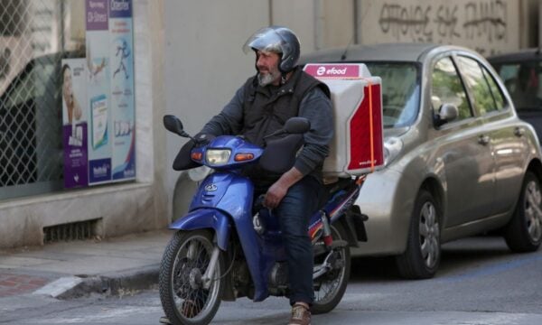 Πάφος: Ντελιβεράδες δέχθηκαν επίθεση από πελάτες που αρνήθηκαν να πληρώσουν – 5 τραυματίες
