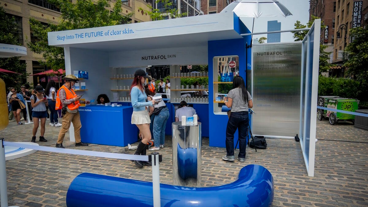 Ο Γιώργος Τσέτης μετά το deal με την Unilever για τη θεραπεία της τριχόπτωσης εστιάζει στο family office που προσφέρει 20% σε φιλανθρωπίες 1 Ο Γιώργος Τσέτης μετά το deal με την Unilever για τη θεραπεία της τριχόπτωσης εστιάζει στο family office που προσφέρει 20% σε φιλανθρωπίες