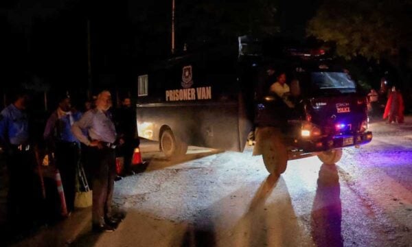 Πακιστάν: Στο νοσοκομείο ο φυλακισμένος πρώην πρωθυπουργός Ιμράν Χαν με δικαστική εντολή