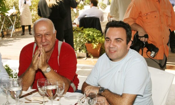 Καρπετόπουλος για Πανούτσο: «Δίνει την μάχη του, ας δείξουμε σεβασμό»