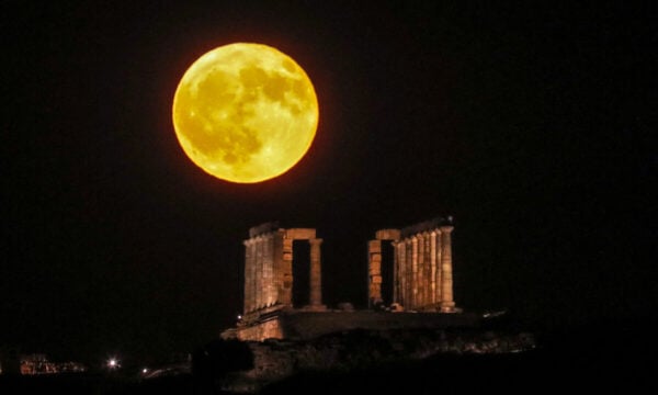 Πανσέληνος Αυγούστου 2026: Τι είναι το «φεγγάρι του Οξύρρυγχου»