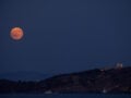 Η πανσέληνος του Αυγούστου πάνω από τον ναό του Ποσειδώνα: Εικόνες