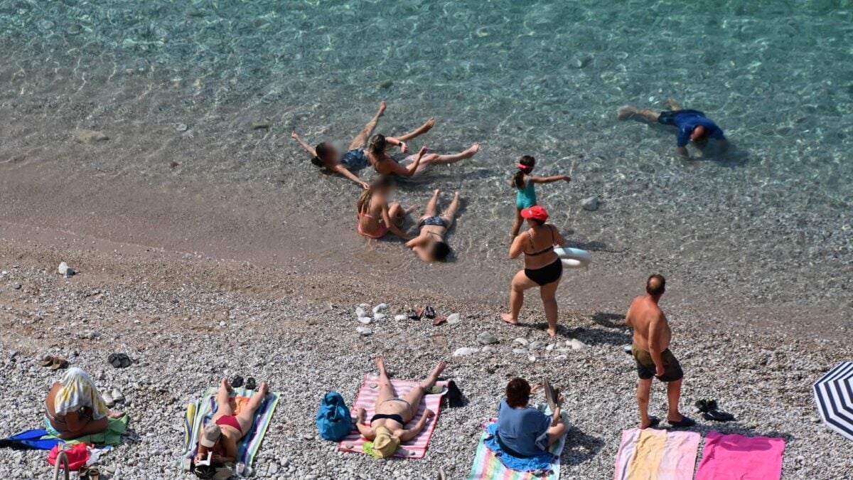 Μάλια: Πώς πνίγηκε η 42χρονη – «Τα παιδιά φώναζαν και έκλαιγαν, πέντε άνθρωποι κάναμε ΚΑΡΠΑ» 1 Μάλια: Πώς πνίγηκε η 42χρονη – «Τα παιδιά φώναζαν και έκλαιγαν, πέντε άνθρωποι κάναμε ΚΑΡΠΑ»