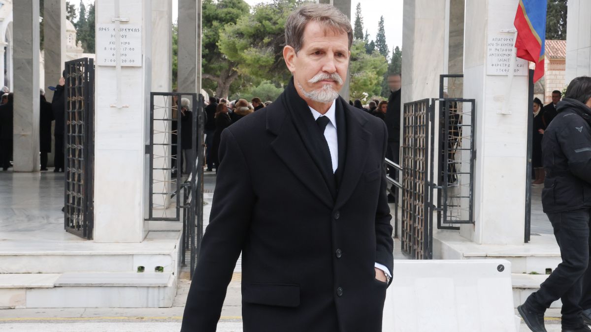 Πένθος για τον Παύλο Ντε Γκρες: Πέθανε στενό οικογενειακό του πρόσωπο – Η ανάρτηση