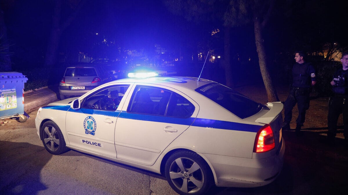 Άνω Λιόσια: Νεκρός άνδρας εντοπίστηκε σε πίσω κάθισμα αυτοκινήτου 1 Άνω Λιόσια: Νεκρός άνδρας εντοπίστηκε σε πίσω κάθισμα αυτοκινήτου