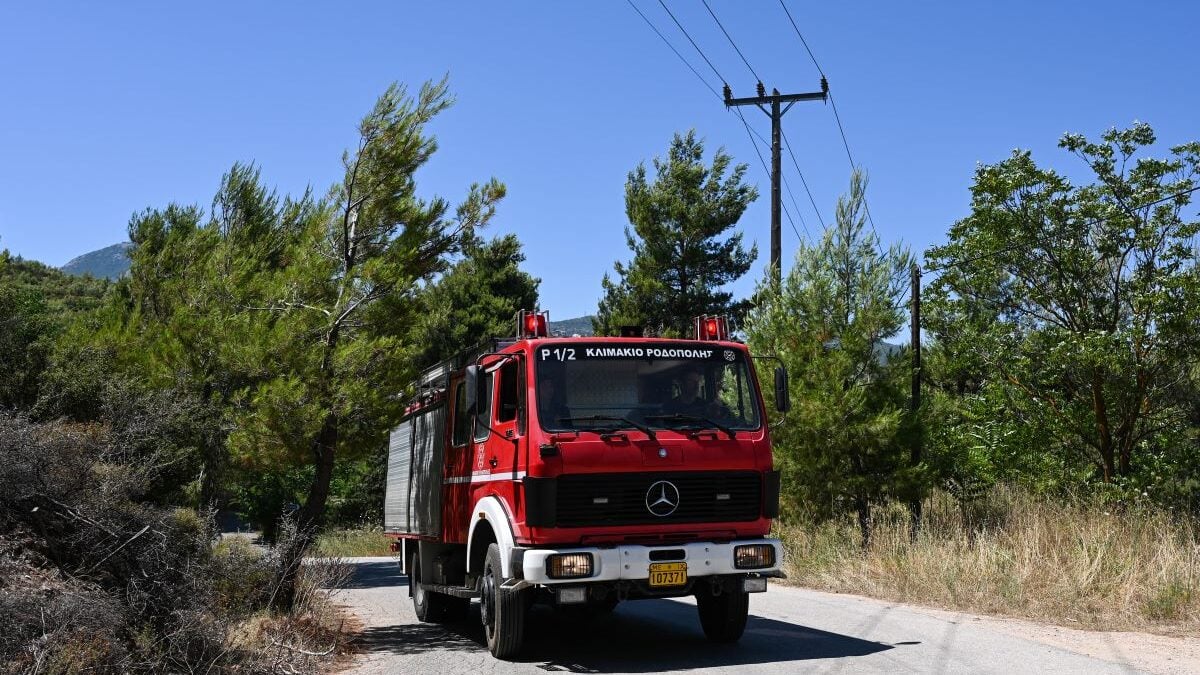 Καύσωνας: Ο ξηρός αέρας αυξάνει τον κίνδυνο φωτιάς – Τι είναι το έλλειμμα τάσης υδρατμών και γιατί ανησυχούν οι μετεωρολόγοι 2 Καύσωνας: Ο ξηρός αέρας αυξάνει τον κίνδυνο φωτιάς – Τι είναι το έλλειμμα τάσης υδρατμών και γιατί ανησυχούν οι μετεωρολόγοι