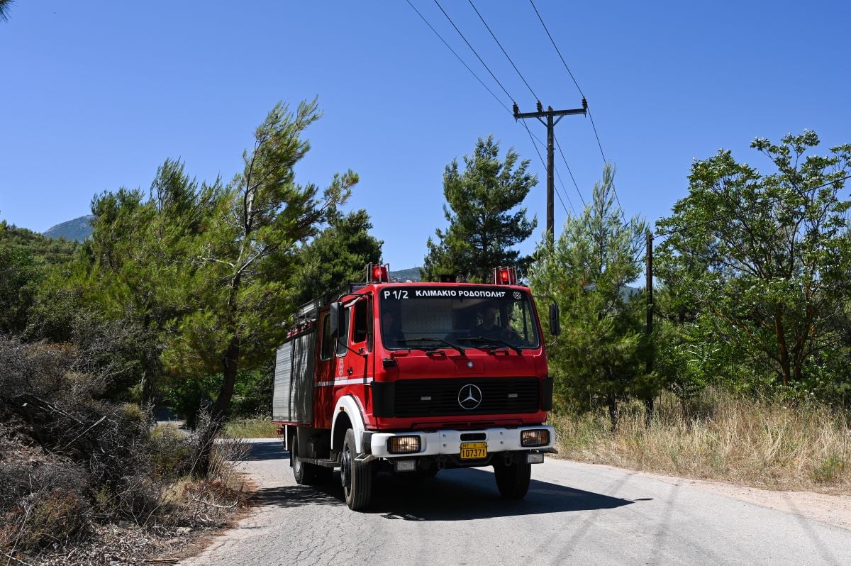Καύσωνας: Ο ξηρός αέρας αυξάνει τον κίνδυνο φωτιάς – Τι είναι το έλλειμμα τάσης υδρατμών και γιατί ανησυχούν οι μετεωρολόγοι