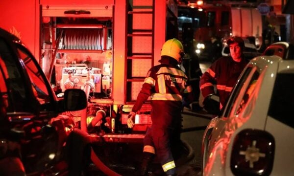 Φωτιά στο Καρπενήσι σε δασική έκταση: Ισχυρές δυνάμεις στο σημείο