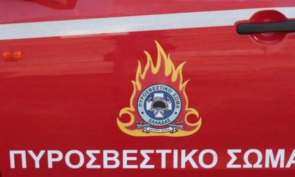 Αιγάλεω: Χειροπέδες σε άνδρα για εμπρησμό από πρόθεση – Έβαλε φωτιά με αναπτήρα