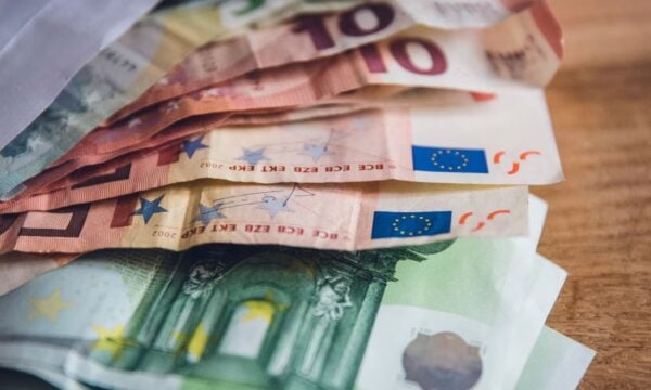e-ΕΦΚΑ και ΔΥΠΑ: Ποιοι πληρώνονται από αύριο