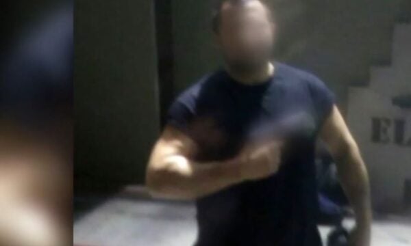 Aποκάλυψη: Γονατιστή παρακαλούσε τον 48χρονο να μην την πυροβολήσει η γυναίκα στη Νέα Σμύρνη