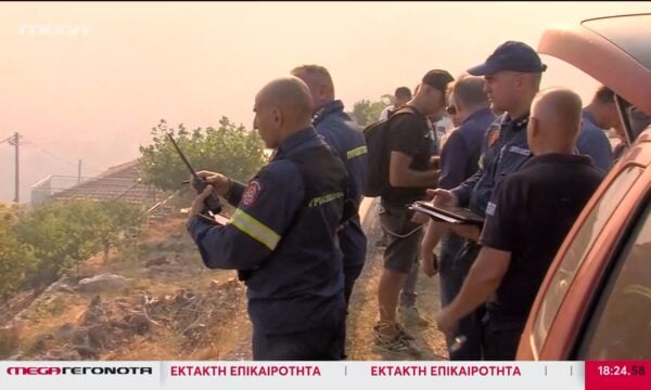 Εκκένωση στο Πευκάκι Φωκίδας – Δύσκολες ώρες για τους κατοίκους