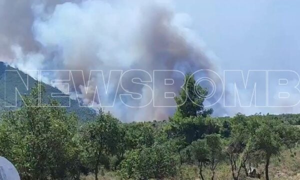 Ισχυρό πύρινο μέτωπο στο Κρύο Πηγάδι