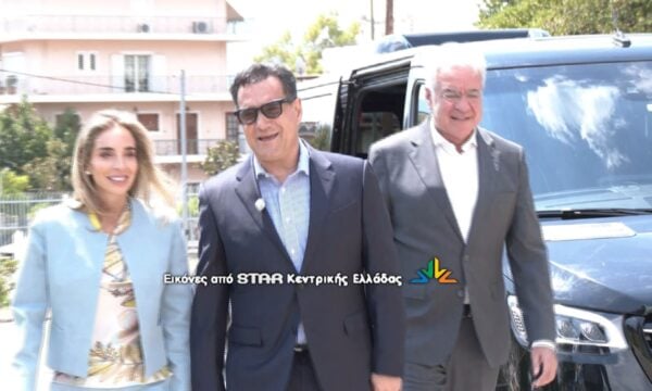 Στη Λαμία ο Άδωνις Γεωργιάδης: Παρέδωσε επτά νέα ασθενοφόρα ΕΚΑΒ και ανακοίνωσε τα εγκαίνια της Ογκολογικής Κλινικής τον Οκτώβριο