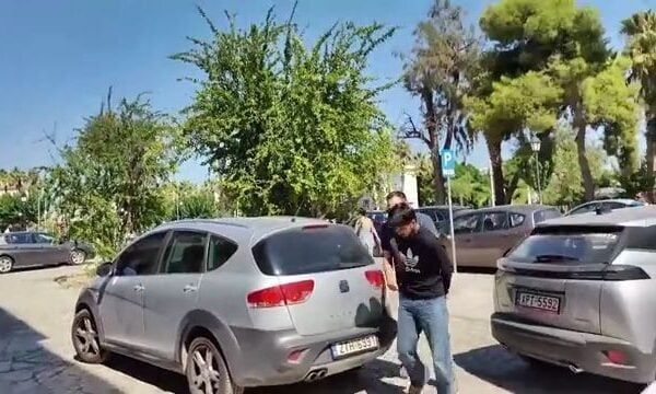 Στον ανακριτή οι δύο Ινδοί που κατηγορούνται για τον φόνο του ψυχολόγου στο Ναύπλιο