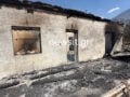 Ψάθα: Φωτογραφίες από το σημείο πτώσης των δύο ελικοπτέρων – Δύο σπίτια έχουν καταστραφεί από τη φωτιά