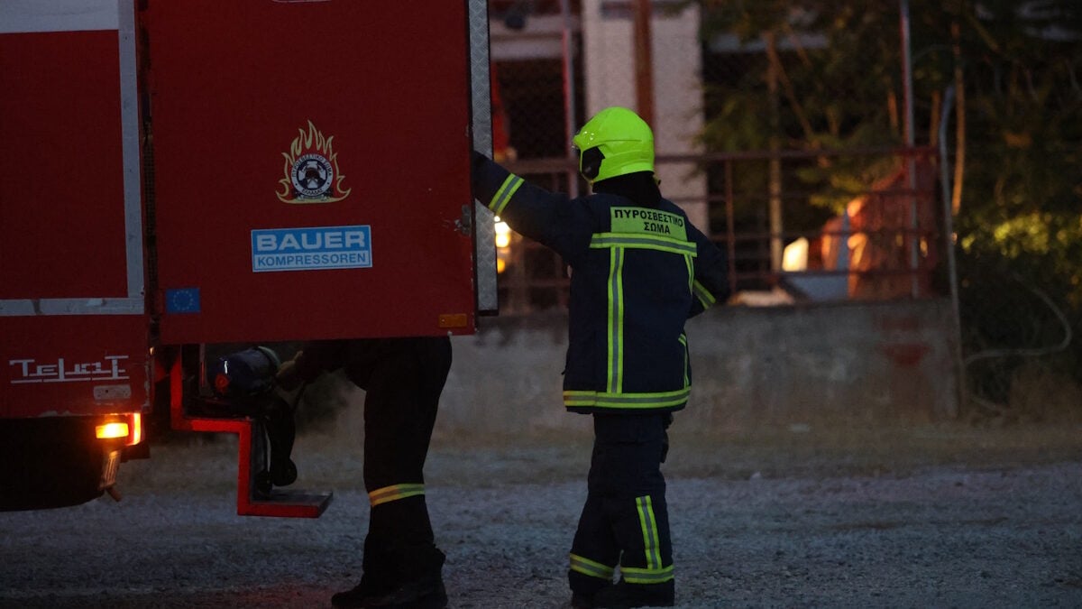 Φωτιά στην Πρώτη Σερρών: Κινητοποίηση της Πυροσβεστικής 1 Φωτιά στην Πρώτη Σερρών: Κινητοποίηση της Πυροσβεστικής