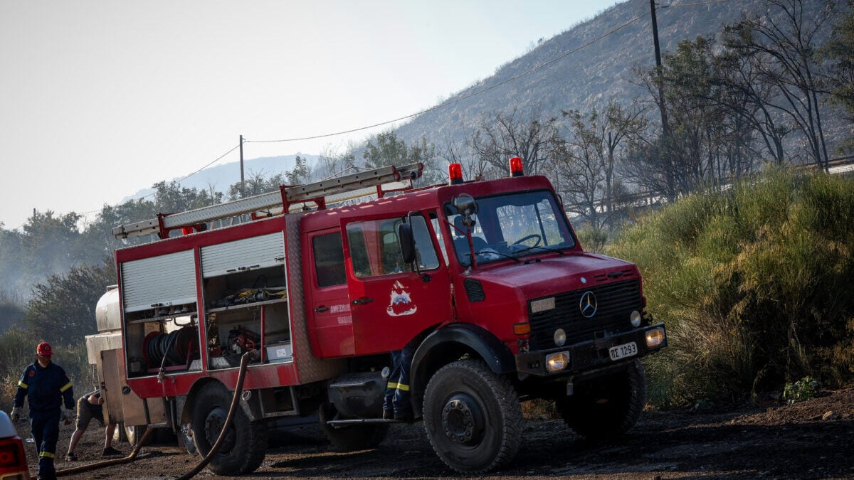 Φωτιά στην Καλαμάτα, στην περιοχή Αριοχώρι – Επιχειρούν 2 εναέρια 1 Φωτιά στην Καλαμάτα, στην περιοχή Αριοχώρι – Επιχειρούν 2 εναέρια
