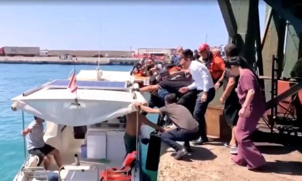 Τραγωδία στην κατεχόμενη Κερύνεια: Ο καπετάνιος «εγκατέλειψε πρώτος το πλοίο» – Ηρωική διάσωση δεκάδων ατόμων από ιδιοκτήτη γιοτ