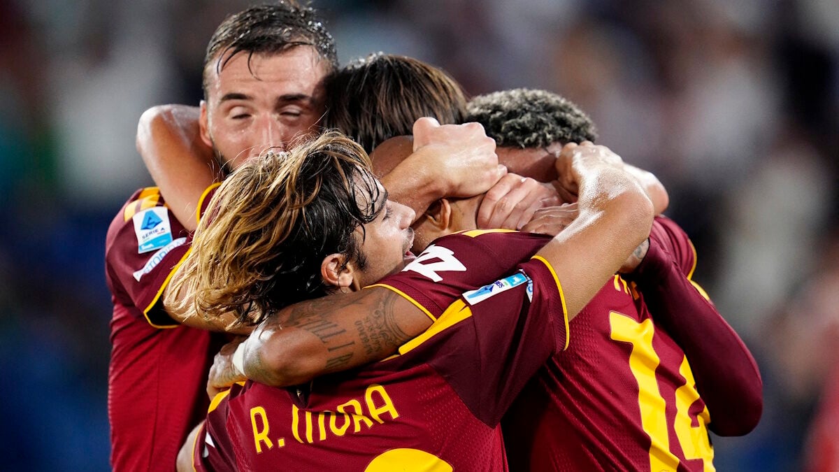 Ρόμα – Φιορεντίνα 4-0: Ντεμπούτο για Κουλιεράκη στη Serie A, επιβλητική πρεμιέρα για τους «τζιαλορόσι» 1 Ρόμα – Φιορεντίνα 4-0: Ντεμπούτο για Κουλιεράκη στη Serie A, επιβλητική πρεμιέρα για τους «τζιαλορόσι»