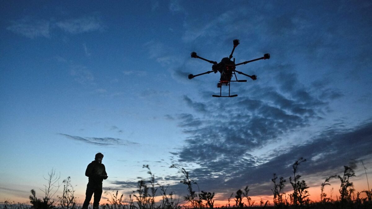 Ρωσία: Μαζική επίθεση 453 ουκρανικών drone σε εργοστάσιο εκρηκτικών και διυλιστήρια στην Ούφα 1 Ρωσία: Μαζική επίθεση 453 ουκρανικών drone σε εργοστάσιο εκρηκτικών και διυλιστήρια στην Ούφα