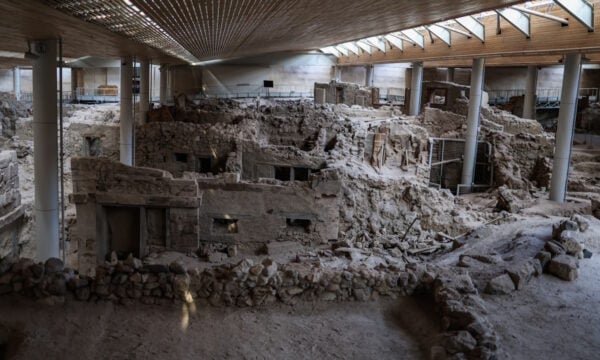 Ηφαίστειο Σαντορίνης: 15χρονος που δεν πρόλαβε να ξεφύγει από το τσουνάμι μπορεί να αλλάξει τη χρονολογία της προϊστορικής έκρηξης