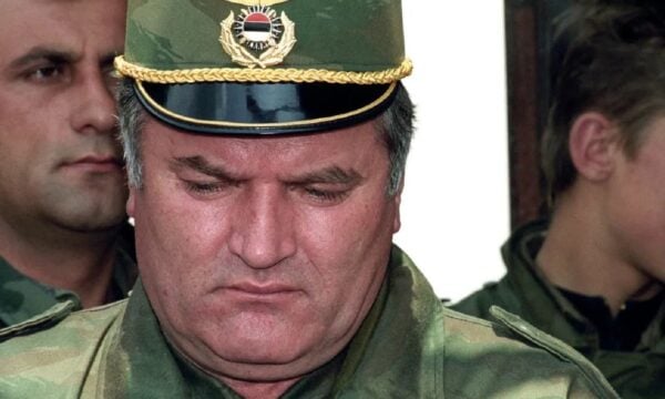 Ράτκο Μλάντιτς: Πέθανε ο Ράτκο Μλάντιτς – Εξέτιε ισόβια για γενοκτονία και εγκλήματα πολέμου