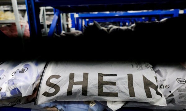 Η Shein καταβάλει 3,5 δισ. δολάρια σε θεσμικούς επενδυτές πριν από τo IPO για την εισαγωγή της στο χρηματιστήριο του Χονγκ Κονγκ