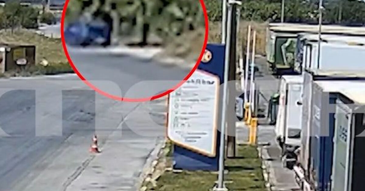 Θεσσαλονίκη: 59χρονος έβαλε έξι φωτιές στη Σίνδο, λέει «Είχα μπουχτίσει από τη δουλειά» 1 Θεσσαλονίκη: 59χρονος έβαλε έξι φωτιές στη Σίνδο, λέει «Είχα μπουχτίσει από τη δουλειά»