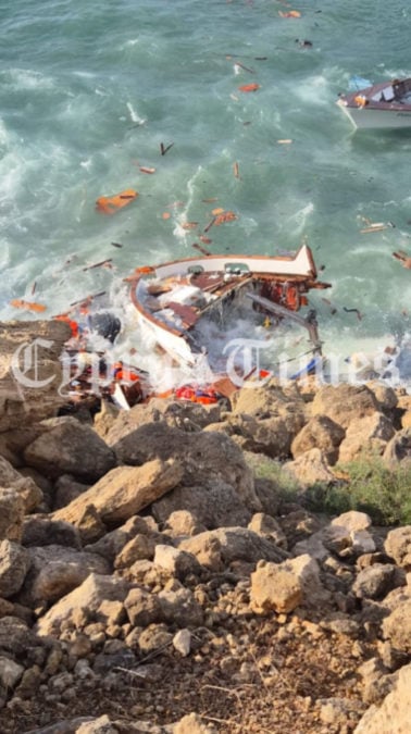 Κύπρος: Το χρονικό της τραγωδίας με θύμα τον επιχειρηματία Ντίμη Μαυρόπουλο – Βίντεο από το σκάφος του που διαλύθηκε στα βράχια 10 ΣΚΑΦΟΣ ΚΥΠΡΟΣ