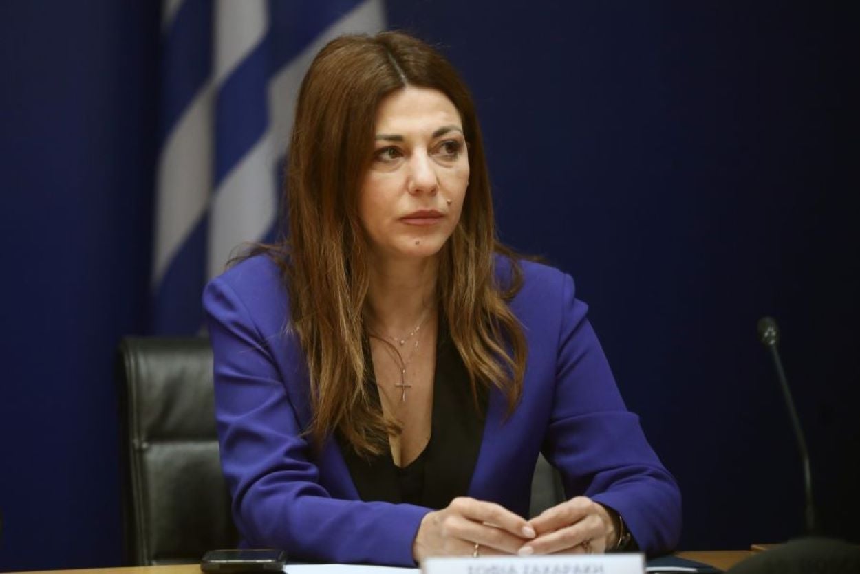 Ζαχαράκη: Την 1η Σεπτεμβρίου η πρώτη φάση πρόσληψης 30.000 αναπληρωτών εκπαιδευτικών για τα μη κρατικά πανεπιστήμια