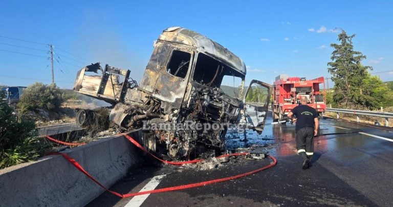 Φθιώτιδα: Ένας νεκρός σε τροχαίο με 2 φορτηγά – Το ένα τυλίχτηκε στις φλόγες 11 Φθιώτιδα: Ένας νεκρός σε τροχαίο με 2 φορτηγά – Το ένα τυλίχτηκε στις φλόγες