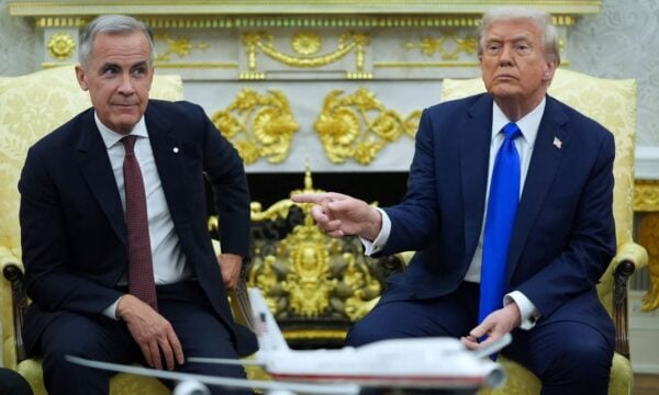 Εμπορικός πόλεμος ΗΠΑ – Καναδά: Δασμοί 50% από τον Τραμπ μετά την κατάρρευση των διαπραγματεύσεων