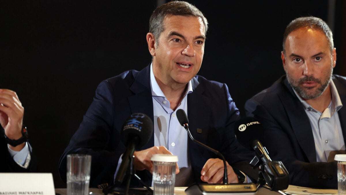 Τσίπρας: Η συσσώρευση ολιγοπωλίων είναι ένα από τα μεγαλύτερα ζητήματα που απασχολούν την αγορά και τη μικρομεσαία επιχειρηματικότητα 4 Τσίπρας: Η συσσώρευση ολιγοπωλίων είναι ένα από τα μεγαλύτερα ζητήματα που απασχολούν την αγορά και τη μικρομεσαία επιχειρηματικότητα