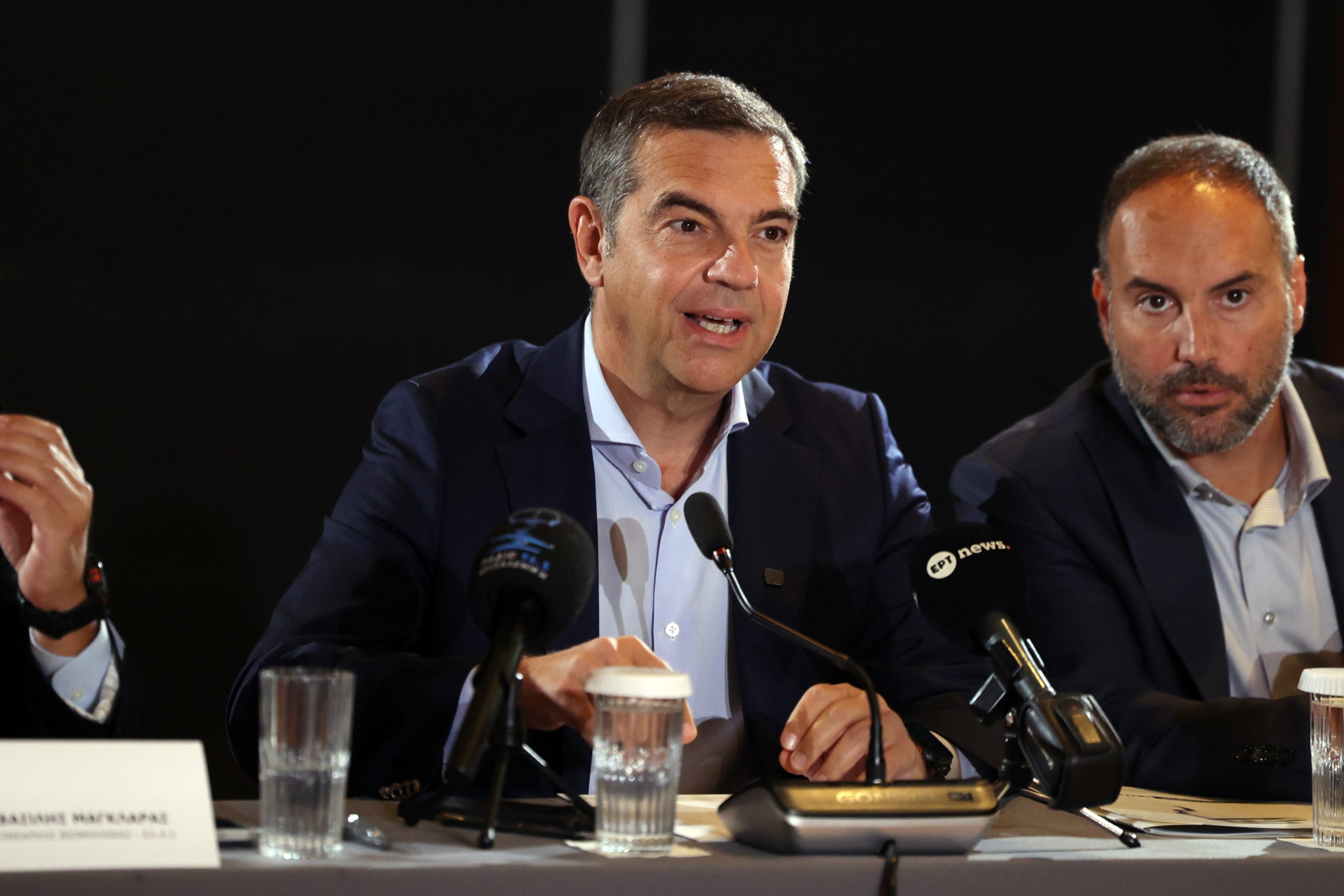 Τσίπρας: Η συσσώρευση ολιγοπωλίων είναι ένα από τα μεγαλύτερα ζητήματα που απασχολούν την αγορά και τη μικρομεσαία επιχειρηματικότητα