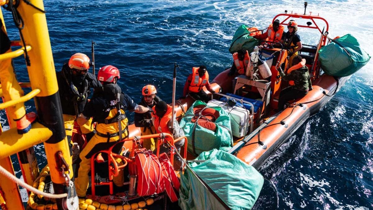 Τυνησία: Ναυάγιο σκάφους με μετανάστες – Τουλάχιστον 13 αγνοούμενοι 1 Τυνησία: Ναυάγιο σκάφους με μετανάστες – Τουλάχιστον 13 αγνοούμενοι