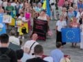 Εκατοντάδες Ουκρανοί στο Σύνταγμα για την Ημέρα Ανεξαρτησίας, τραγούδησαν και τον ελληνικό εθνικό ύμνο