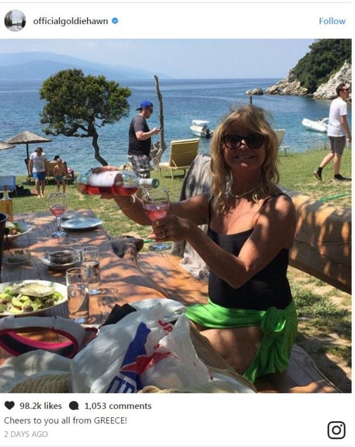 Από τη Μύκονο έως την Ύδρα: Οι celebrities που «ψήφισαν» Ελλάδα και αποθέωσαν το ελληνικό καλοκαίρι